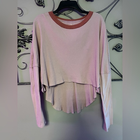 Nwot WE THE FREE Jayson Ringer Tee
PINK size small oversized - Picture 10 of 16